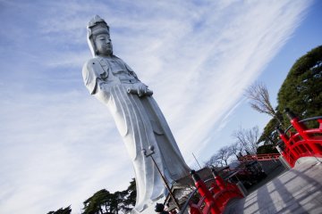 the statue of Goddess of Mercy