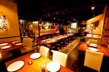 Que Bom restaurant interior
