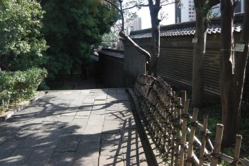 <p>Strolling through the grounds</p>