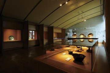 <p>จัดแสดงภาพประวัิศาสตร์</p>