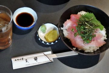 Fresh sashimi donburi are a specialty