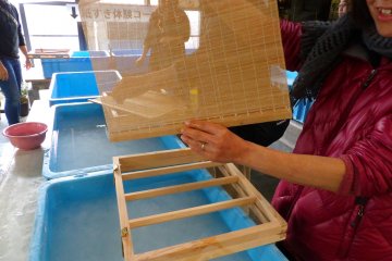 The grid and mat are used to shape and drain excess water