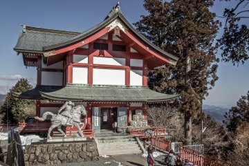A côté du sanctuaire principal se trouve un musée contenant de nombreux trésors nationaux