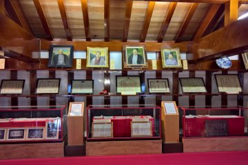 Pictures of previous owners