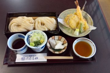 Tempura and cold udon