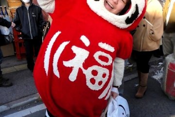 <p>Daruma-san dari Fukushima-ken!</p>