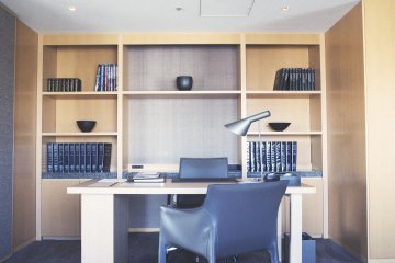 Study in The Capitol Suite