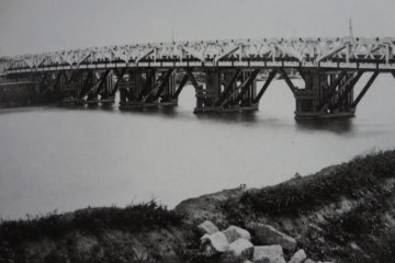 500-meter long bridge over the Tamagawa River