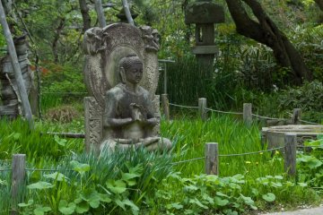 There are many statues like this around the grounds. This photo was taken in spring