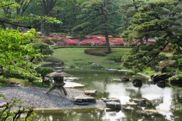 I enjoy Japanese gardens a lot!