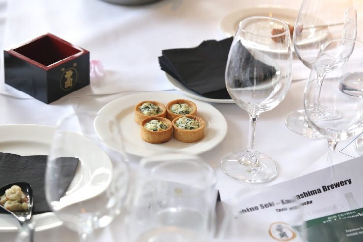Sake and cheese quiche