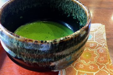 A complimentary cup of matcha to enjoy with your sweets