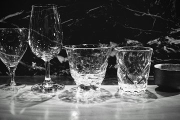 Une sélection de récipients dans lesquels servir du saké