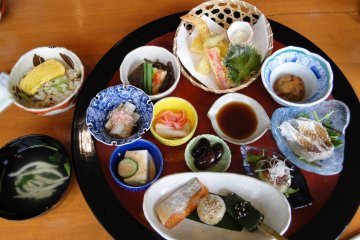 An amazing spread for a mere 2500 yen