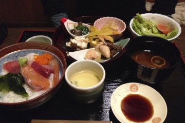 Gomaya's Kaisen don in Mino City