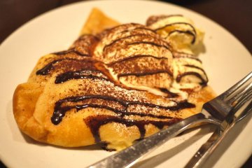 sweet pear crepe