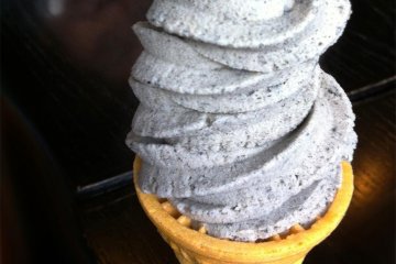 Sesame Ice Cream Cones are available just outside the templ