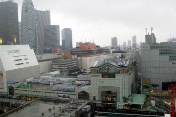 There are many shopping malls in Shinjuku