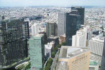 The observation deck is on the 45th floor and it's free of charge