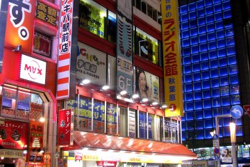 Though strange for me, I enjoy Akiba's atmosphere