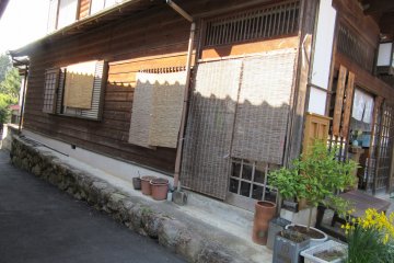 Tirai jerami