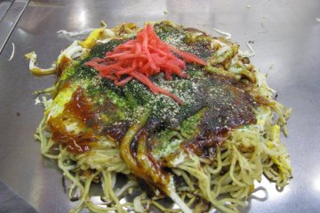 Okonomiyaki is ready! Itadakemasu!