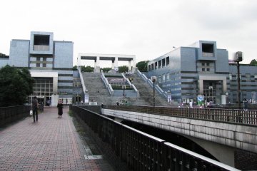 At that hall we watched the Taiko show