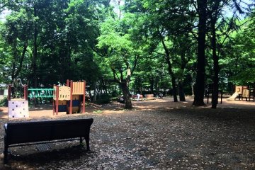 Salah satu taman bermain di dalam