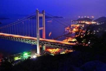 와슈잔의 정상은 멋진 경치를 제공하며, 보통 붐비지 않는다