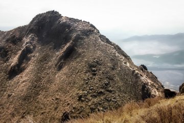  The razor thin peak of Nishi-Mine, (Mount Yufu’s west peak)