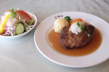 Steak and salad
