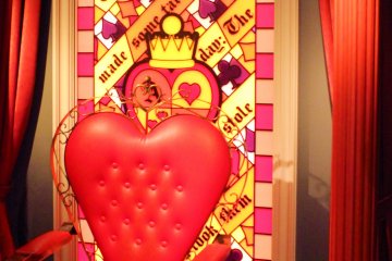 Seat for a queen 