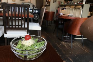 Simple salad to accompany the main meal