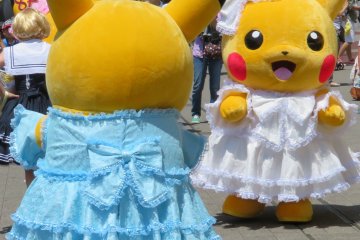 Pikachu performance at Sakuragicho Station
