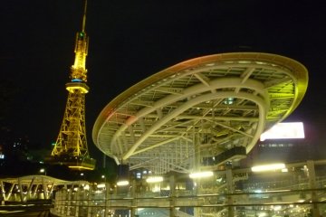 <p>TV Tower and the shopping / entertainment area, Oasis 21</p>