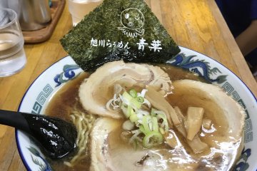 Ramen shoyu yang lezat