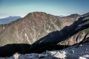 Peeking out in the far distance towards the top left, I didn’t realize what this mountain initially was! 
