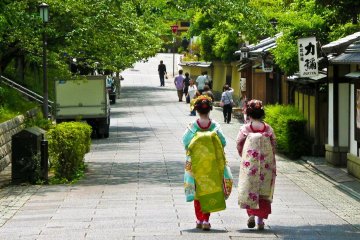 Guide to Hiring a Kimono in Kyoto on a Budget