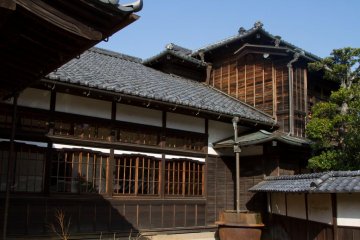 I just love these old wooden buildings