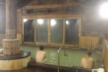 The hotel’s hot spring water is brought in from Yumoto-onsen