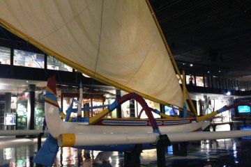 Many boats here rely on the wind