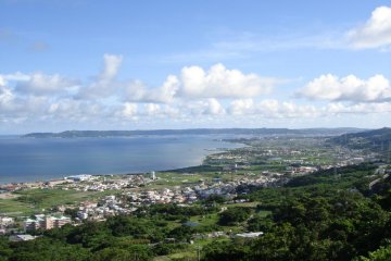 Pemandangan kastil Okinawa