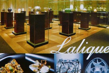 <p>Inside of Lalique Museum, Hakone (photo from Museum pamphlet)</p>