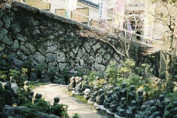 <p>Buddha statuettes at Daisho-In Temple</p>