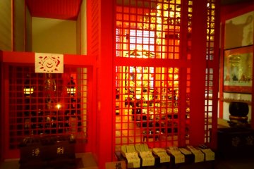 The Beauty of Honpukuji Temple