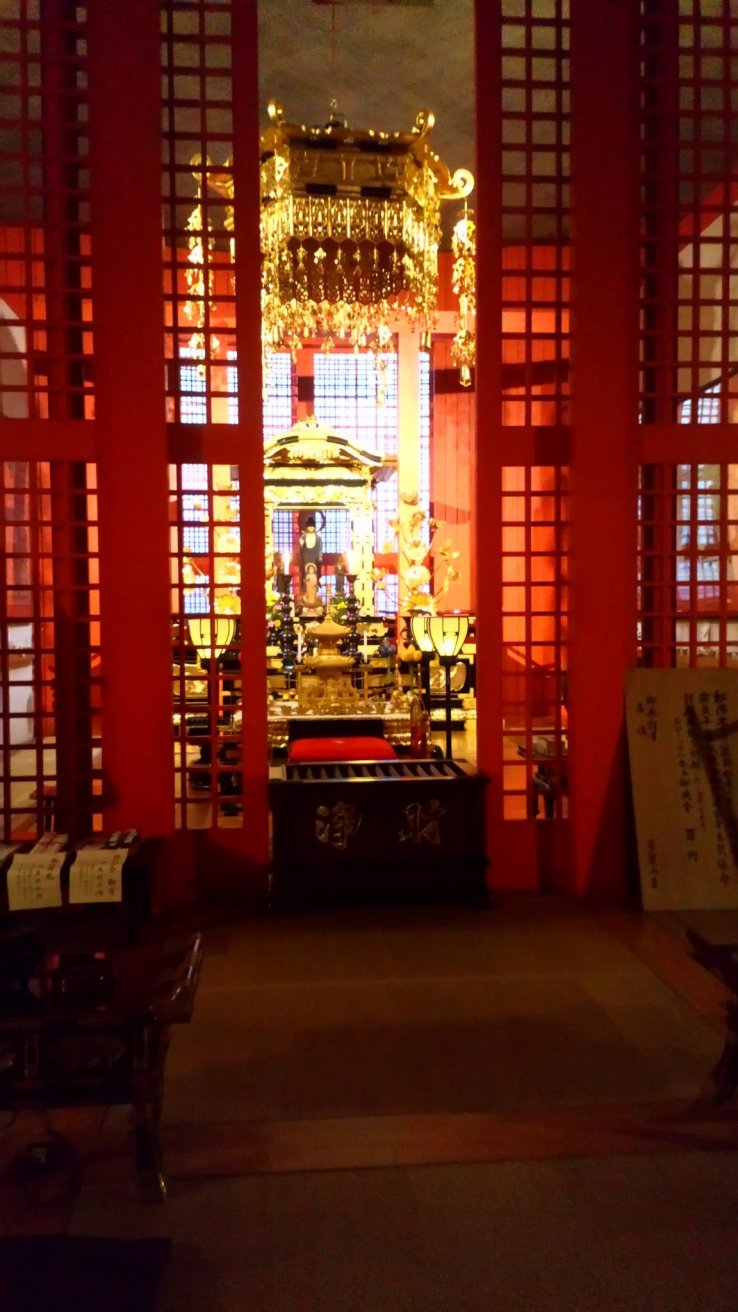 Inside the new temple - Yakushi Nyorai statue