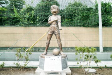 Estatua de bronce:Tsubasa Ozora 