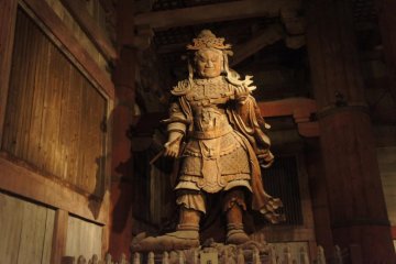The guardians statue at Todaiji
