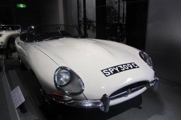 <p>Pictures of the Jaguar E-type don't do it justice</p>