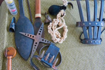 Some tools carried by the Ninja